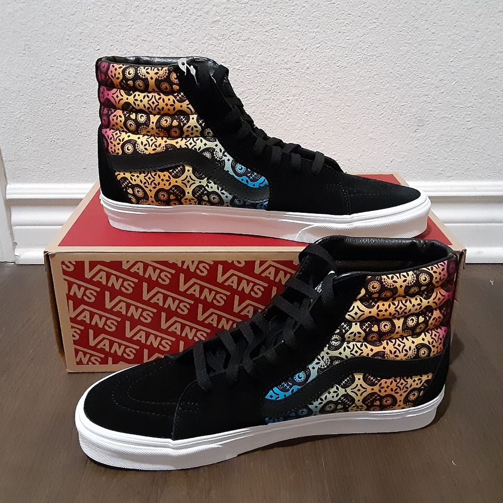 Vans - Picture 3 of 4